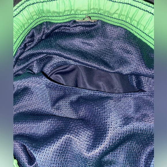 NIKE SWIM TRUNKS SIZE L - Picture 4 of 4